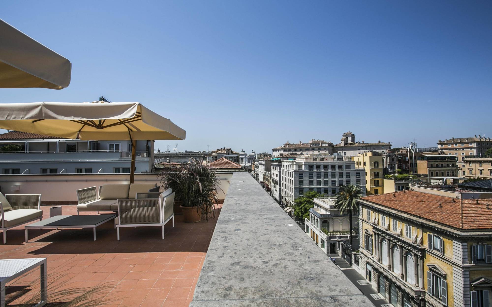 The Glam Roma